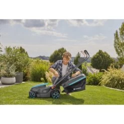 Gardena 2x18V Grasmaaier Powermax P4A 37cm Incl. Twee 4.0Ah Accu's + Lader -Gardena 123 441