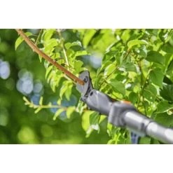 Gardena 18V Telescopische Takkenschaar 2,5m (P4A) (zonder Accu) 11 Gardena 18V Telescopische Takkenschaar 2,5m (P4A) (zonder Accu) -Gardena 123 599
