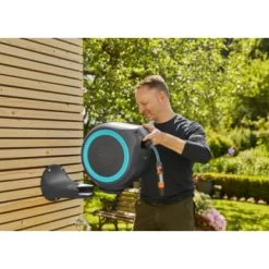 Gardena Wandslangenbox Roll Up 15 Meter Incl. Tuinspuit 12 Gardena Wandslangenbox Roll Up 15 Meter Incl. Tuinspuit -Gardena 123 913